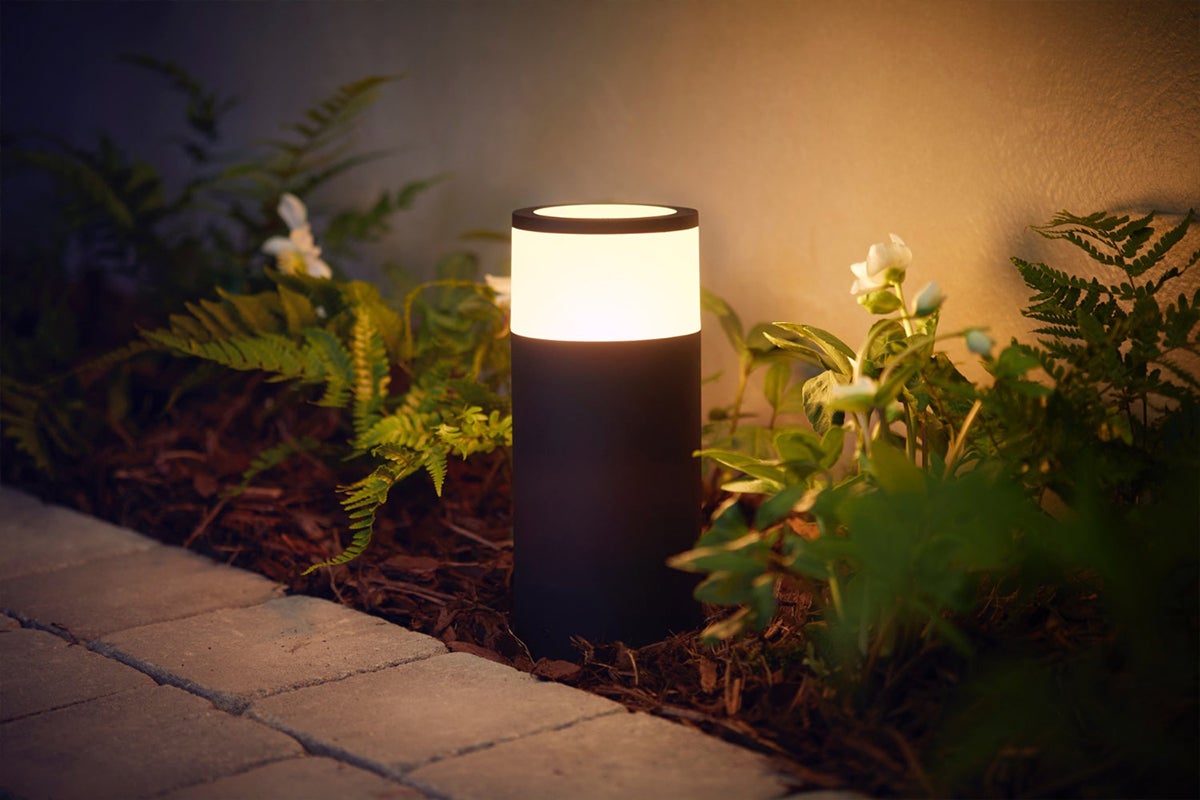 Hoe creëer je een slimme tuin? Verlichting