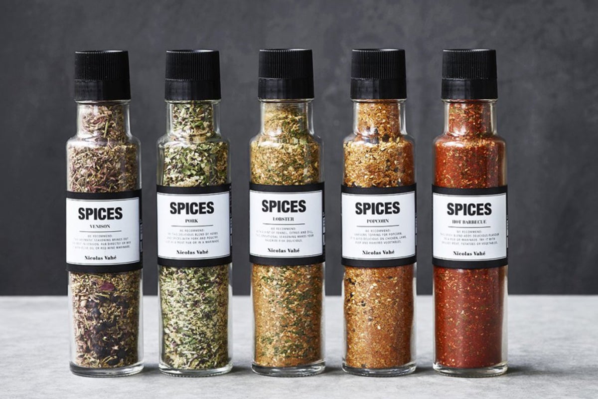 Nicolas Vahé Nicolas Vahé bij Nijhof