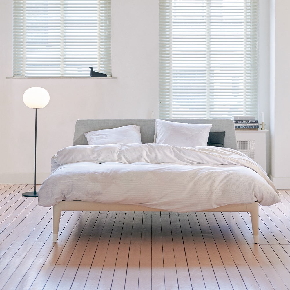 Essential bed van Auping bij Nijhof