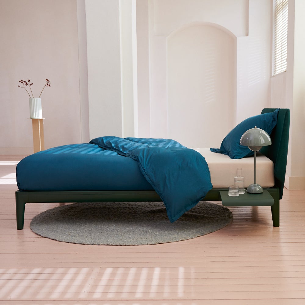 Essential bed van Auping bij Nijhof