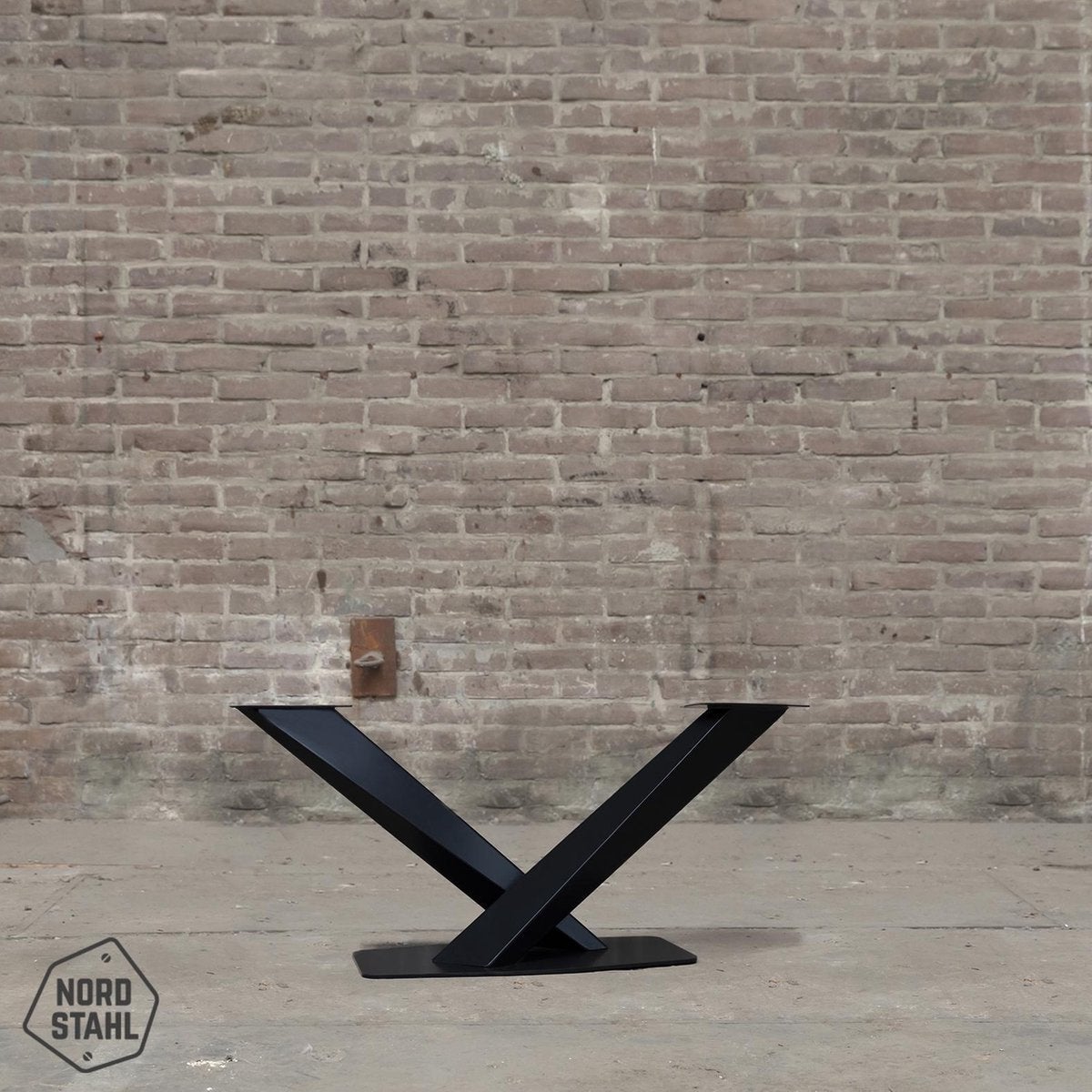 Tafelpoot - Twisted V Coffe Leg Staal - Zwart