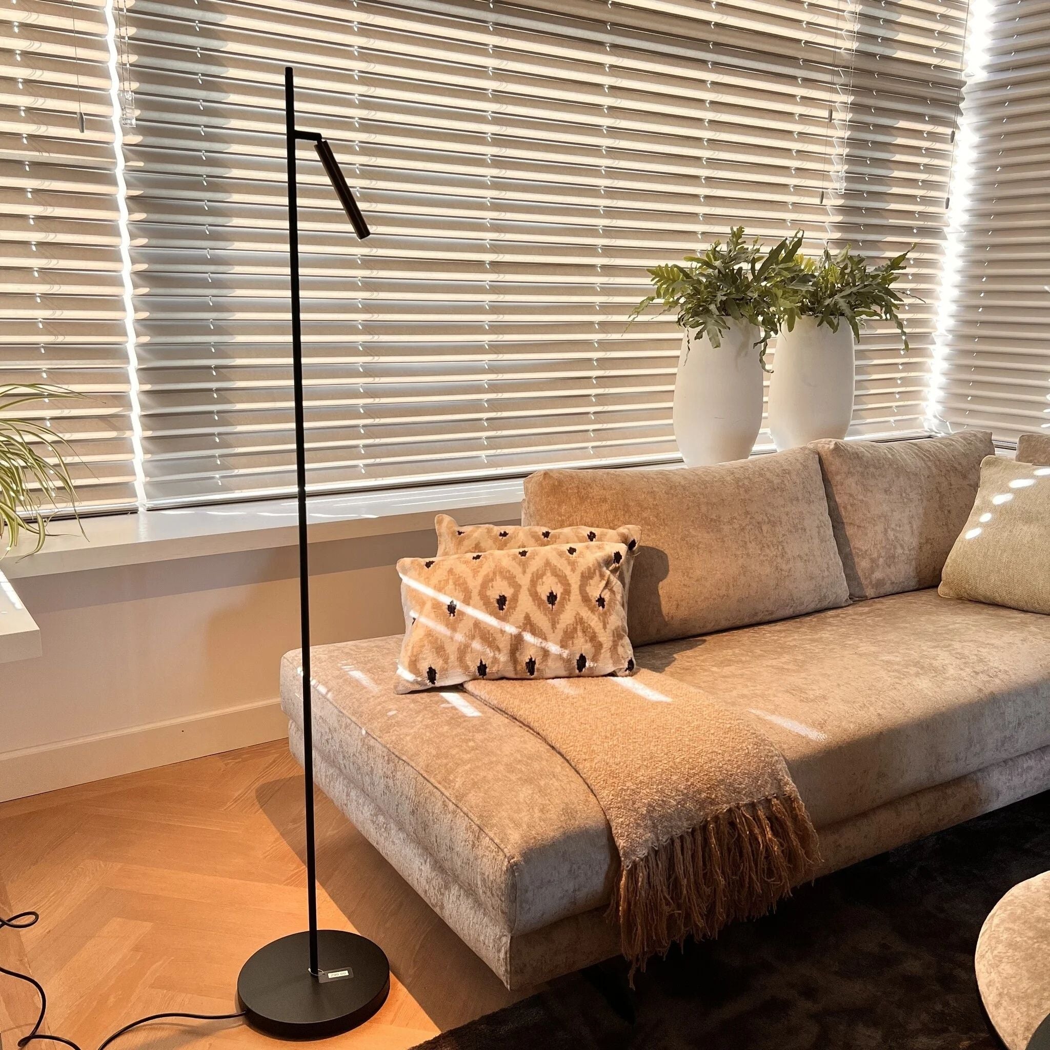 Vloerlamp - Flute - 1 lichts - Dim to Warm - Zwart