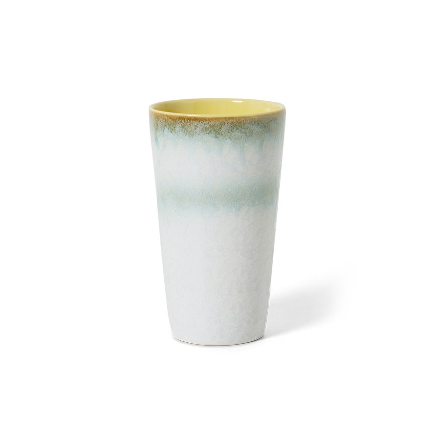70s ceramics: latte mug petal